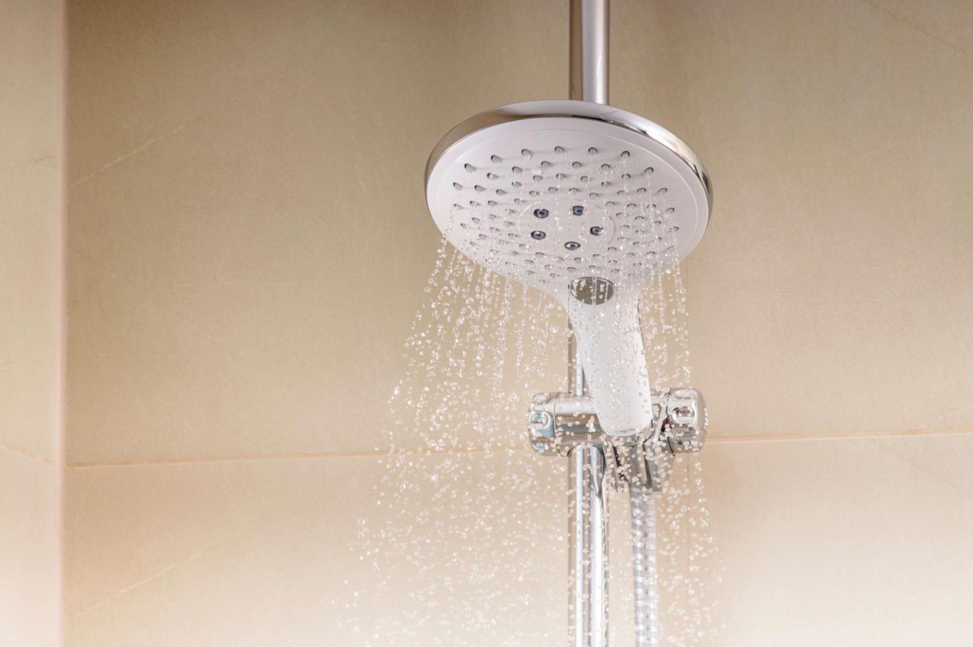 Готель Nh Collection Bogota Andino Royal Екстер'єр фото A shower in operation